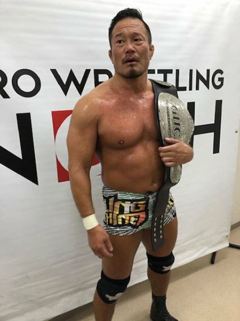  杉浦はタッグ王座奪回後、初の試合を制して気勢を上げた
