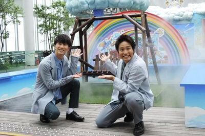 写真：「ジャニーズWEST」濵田崇裕＆桐山照史 水鉄砲