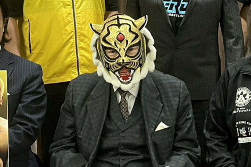 意気込みを語った初代タイガーマスク