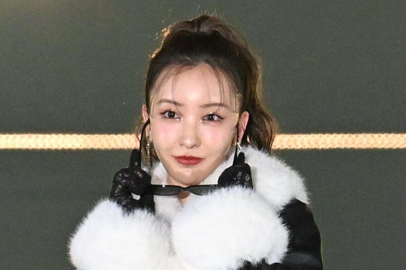 板野友美