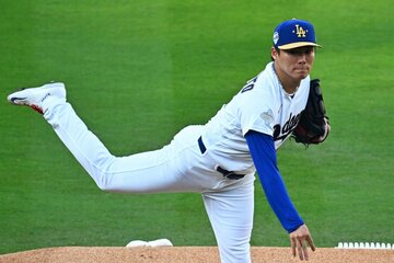 開幕戦で勝利投手になった山本由伸