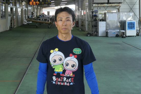 里岡右貴
