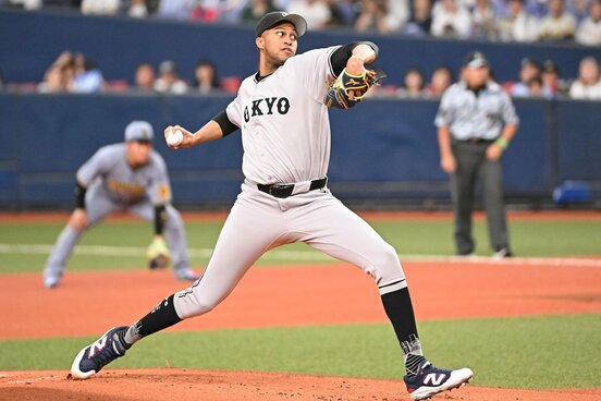 先発した巨人・マルティネス