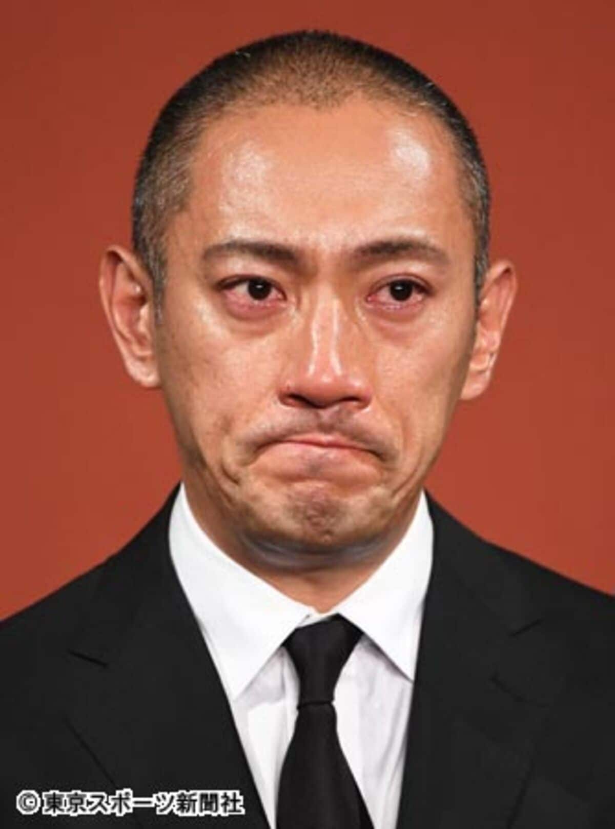 海老蔵 麻央さんの「みたまうつしの儀」を報告 2人の子供も参列 | 東