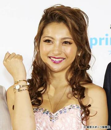  イベントで笑顔を見せるゆきぽよ