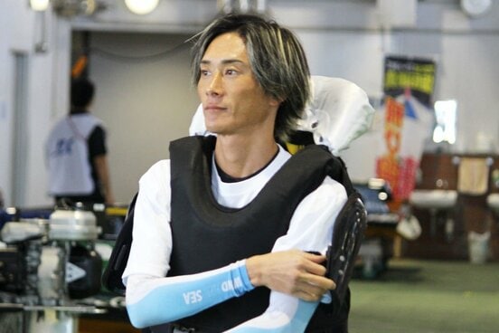 きっちり準優を逃げ切った峰竜太