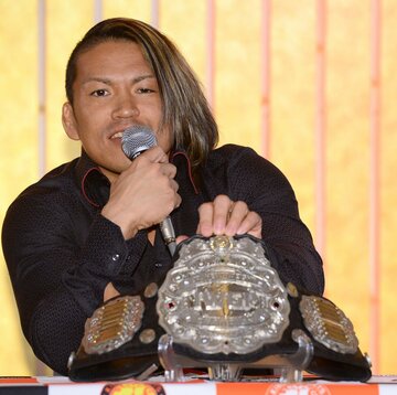  会見で語った石森太二（東スポWeb）