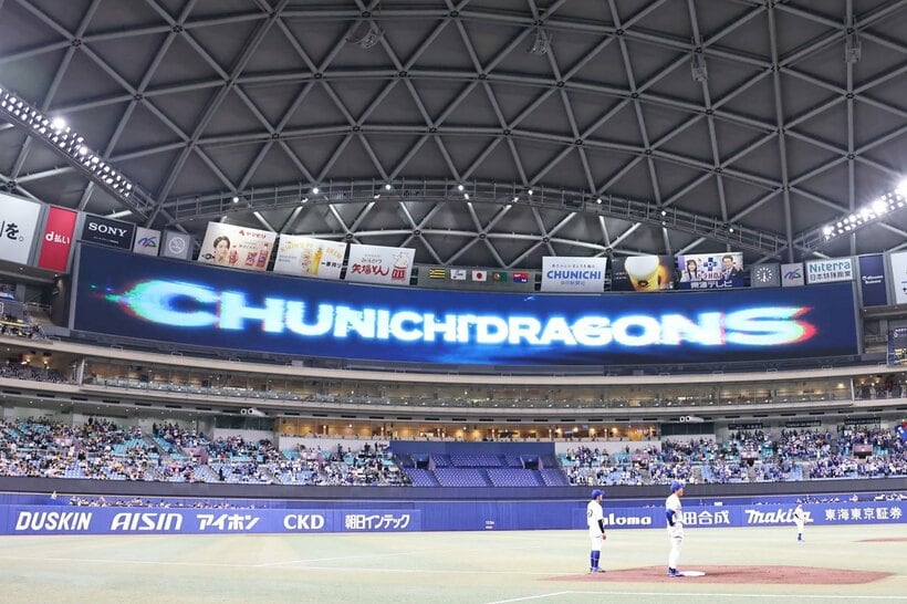 日曜日の中日ーヤクルト戦はデーゲームで行われた