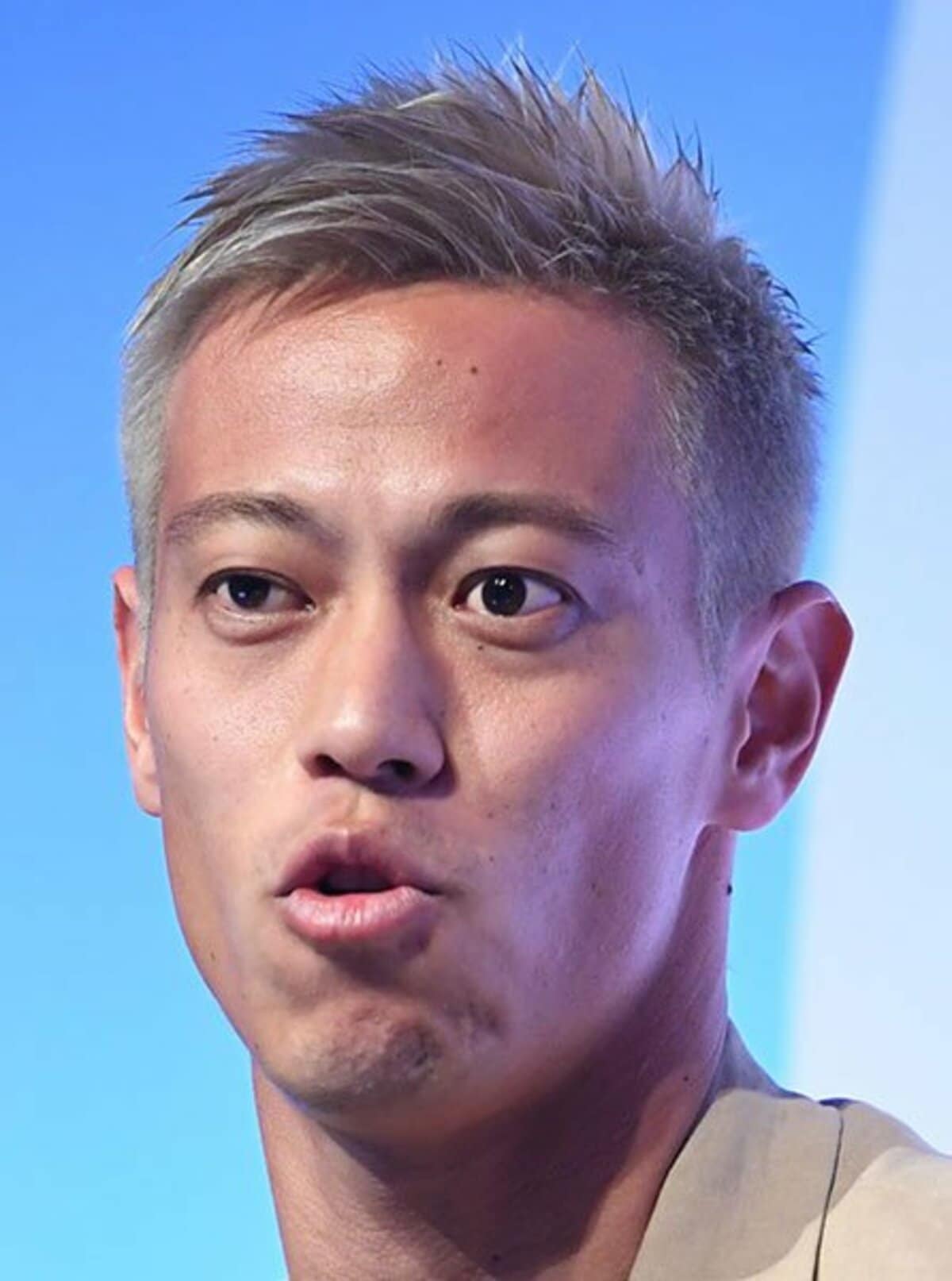 本田圭佑が次戦で初の先発出場できるのは 有力スポンサー ゴリ押し のおかげ 地元紙報道 東スポweb