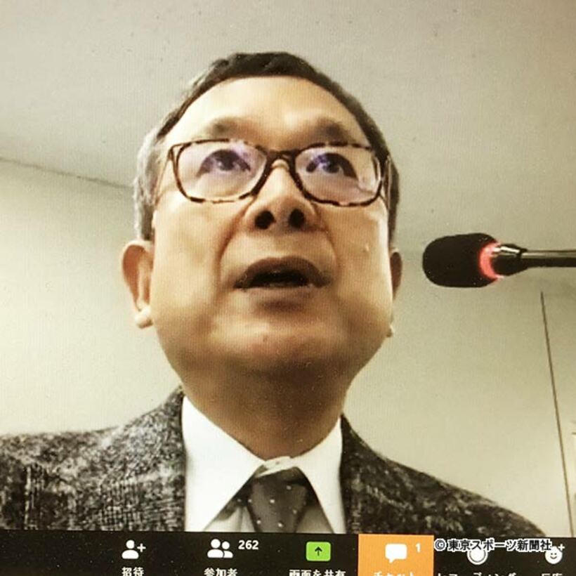  ウェブ上で説明する村井チェアマン