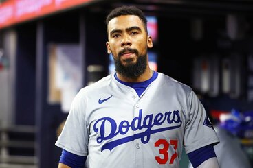 ドジャースの黄金期を支えてきた33歳外野手のテオスカー・ヘルナンデスだが…