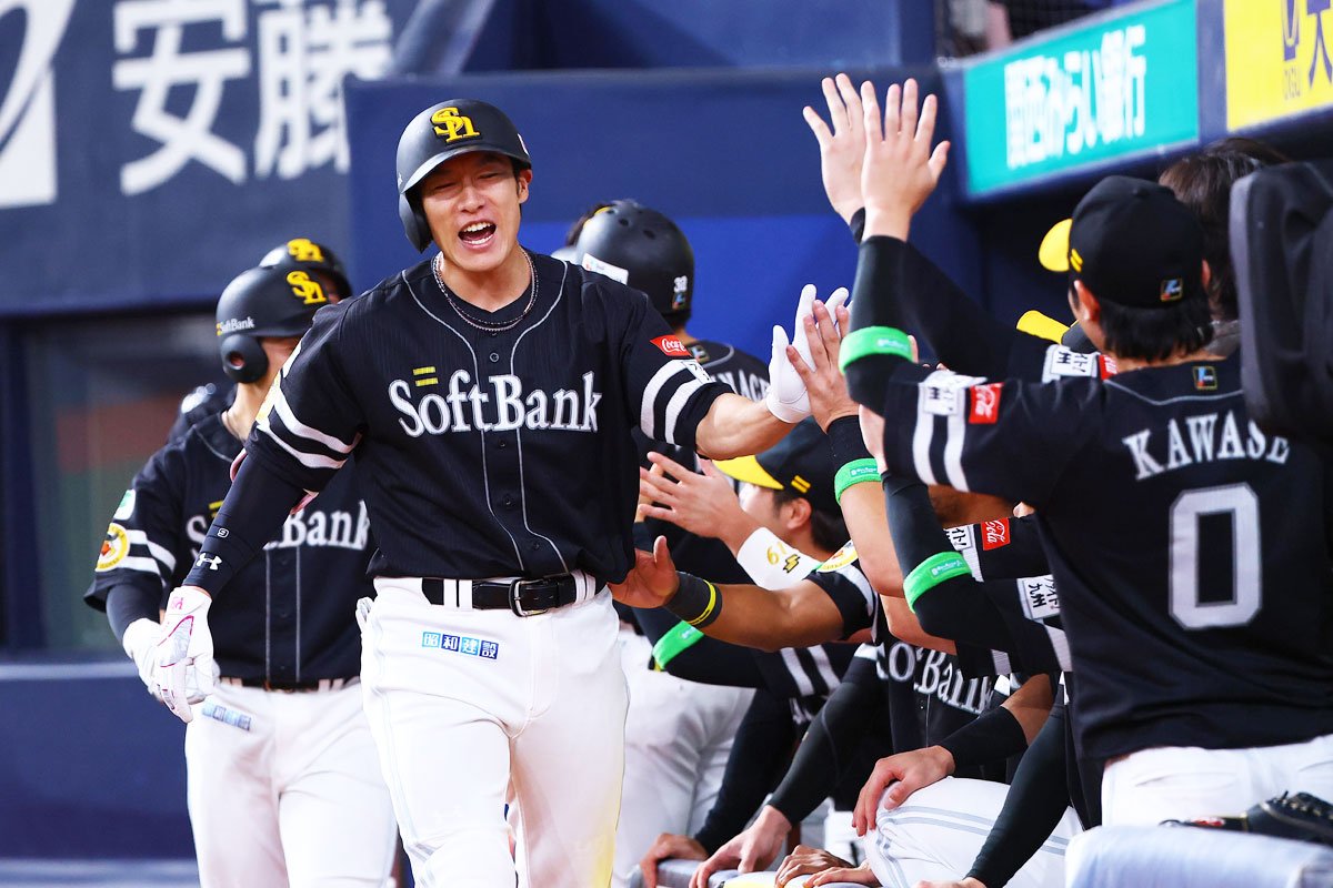 ソフトバンク】柳田悠岐が自身初の〝代打アーチ〟 3年ぶり2桁到達の