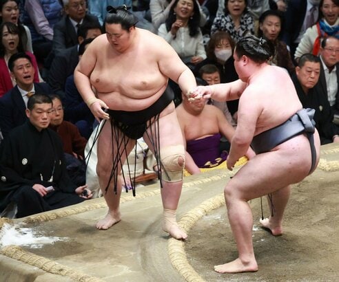初場所】琴桜 横綱昇進ならず初カド番へ 父で師匠の佐渡ヶ嶽親方が語る