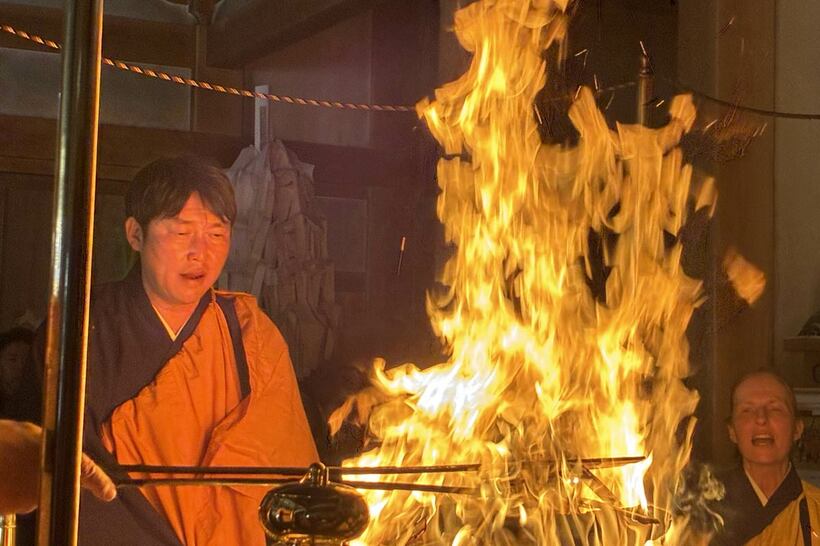 炎の中にポジティブ思考を見出した新井監督