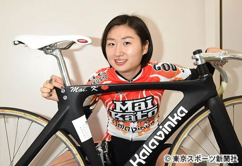  競走用のフレームに特注で「Ｍａｉ．Ｋ」と名前を入れている加藤