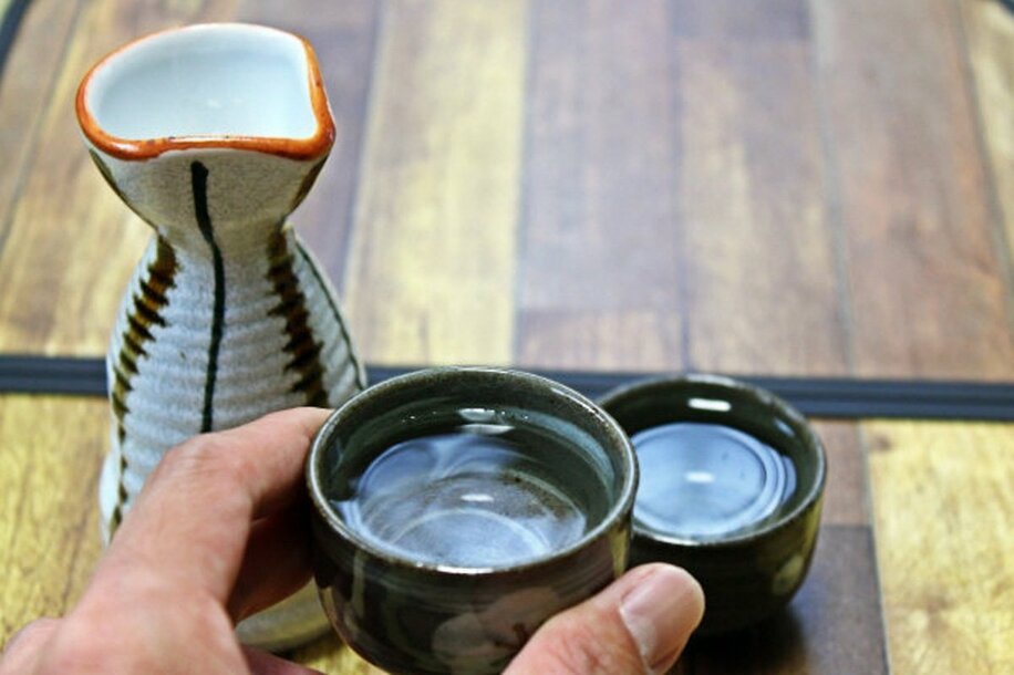 飲んべえに日本酒２合は少ない！？（写真はイメージ）
