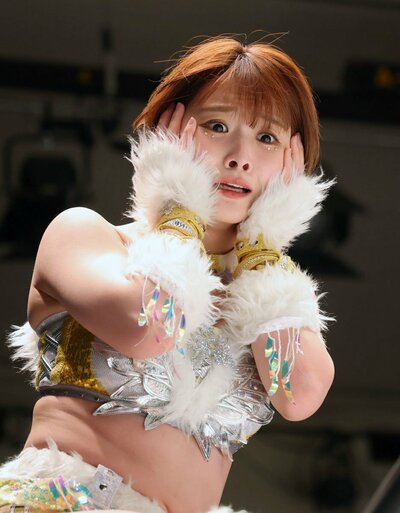 写真：【スターダム】伊藤麻希の「かわいい」を燃やしたなつぽいに