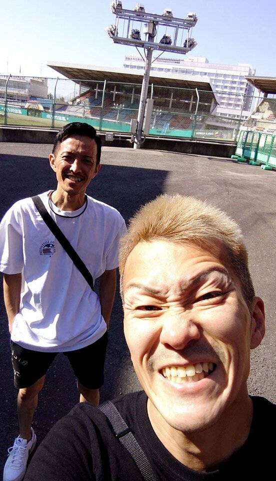 森高一真（左）と西山貴浩