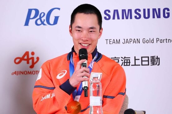 ヘアスタイルについての質問にも、笑顔で回答した木村葵来