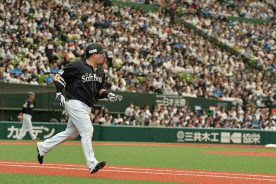 ３回の第２打席は中飛に終わった山川穂高