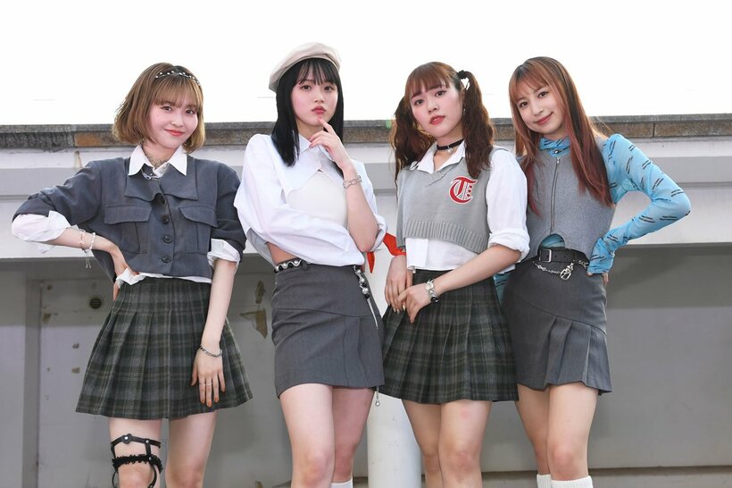 （左から）MOMO、SOYO、KANO、GUMI