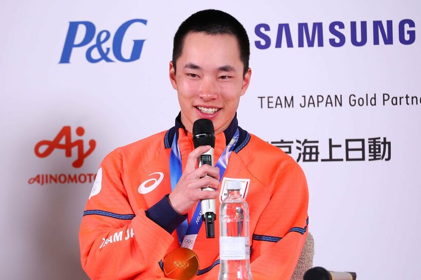 ヘアスタイルについての質問にも、笑顔で回答した木村葵来