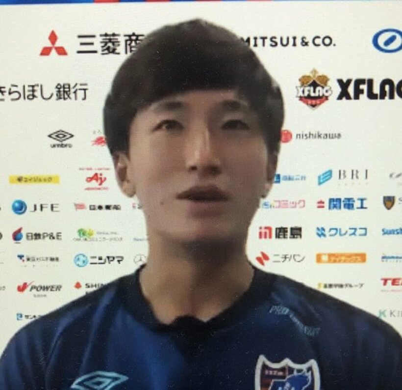  ウェブ上で取材に応じたＦＣ東京・中村