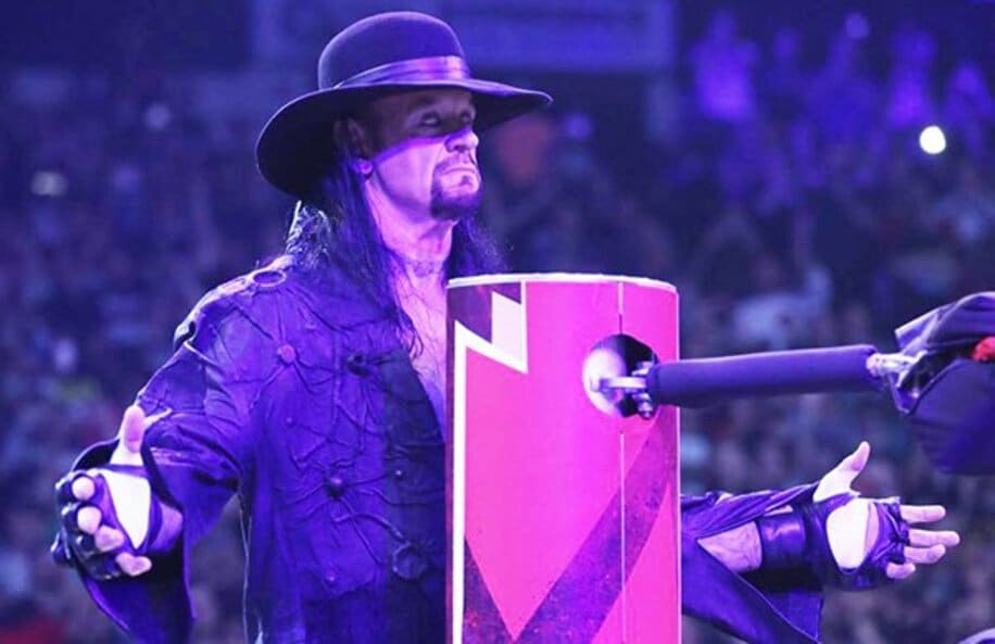  ロウ大会に降臨したジ・アンダーテイカー　（Ｃ）2019 WWE, Inc. All Rights Reserved.