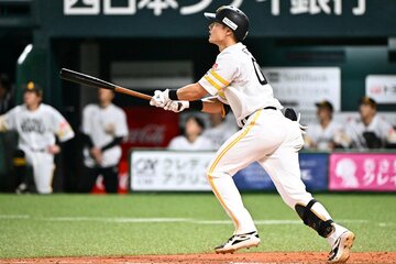３回、１号ソロを放ったソフトバンク・渡辺陸