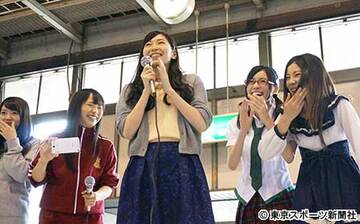 左から木本花音、松村香織、大矢真那、松井珠理奈、北川綾巴