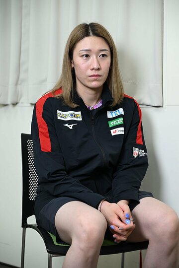 インタビューに真摯に応える石川真佑