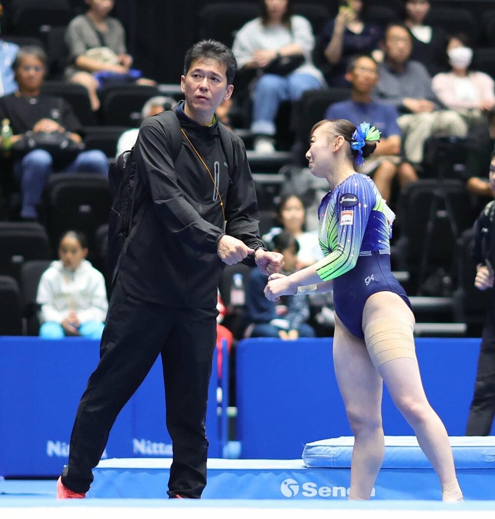 宮田笙子と田野辺満コーチ