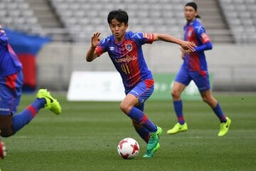 ２０１７年のルヴァンカップでトップデビューした久保建英
