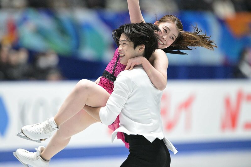 写真:【フィギュア】りかしん3位発進 紀平梨花「アイスダンサーと自信を持って滑られるように」 | 東スポWEB