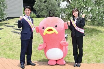 長身の瀧口美咲アナ