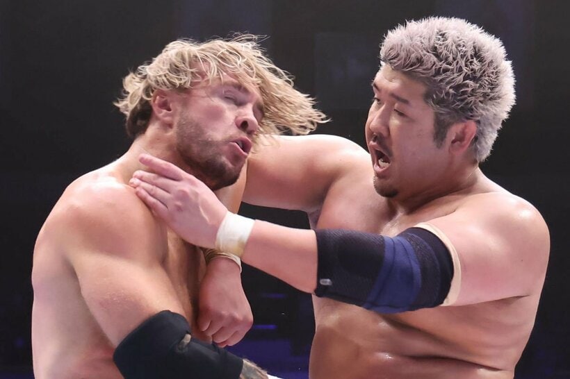 10・12両国でAEW世界王者ウィル・オスプレイ(左)の闘志に火をつけたYuto-Ice
