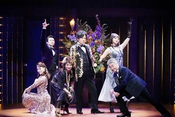  稲垣吾郎（中央）主演舞台「恋のすべて」集合写真-（撮影・田中亜紀）