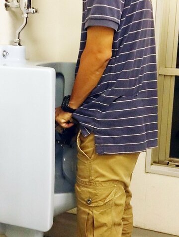  性病かもしれないと思ったら…（写真はイメージ）