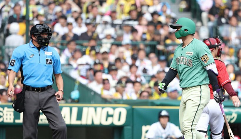 球審への暴言で退場になった阪神・森下翔太（６日）