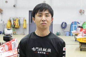 初戦は大外から１着をもぎ取った菅章哉