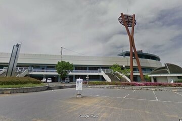 試合が行われた岡崎中央総合公園野球場（Googleストリートビュー）