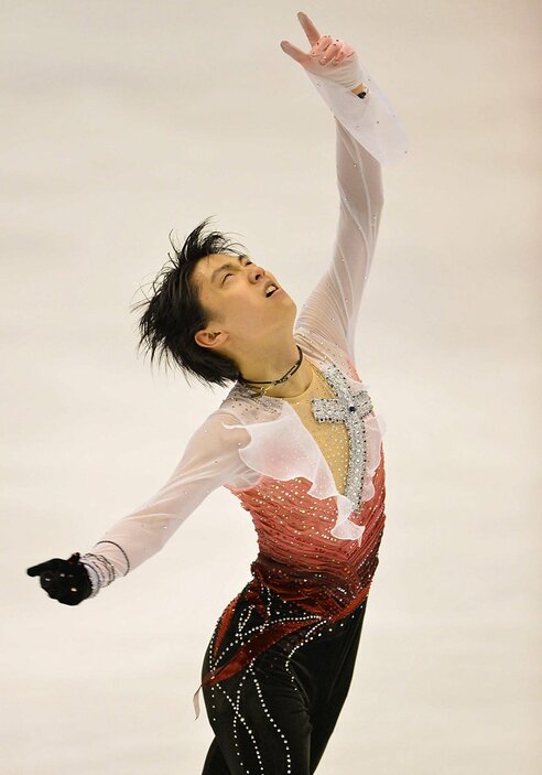 2010スターズオンアイス4月高橋大輔羽生結弦当時15歳フィギュアスケート 18歳で全日本初制覇の羽生結弦 激闘演じた高橋へ「ずっと背中を