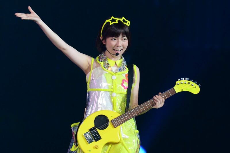 写真：島崎遥香が絶叫「見れないんですよ！」 あこがれのチ