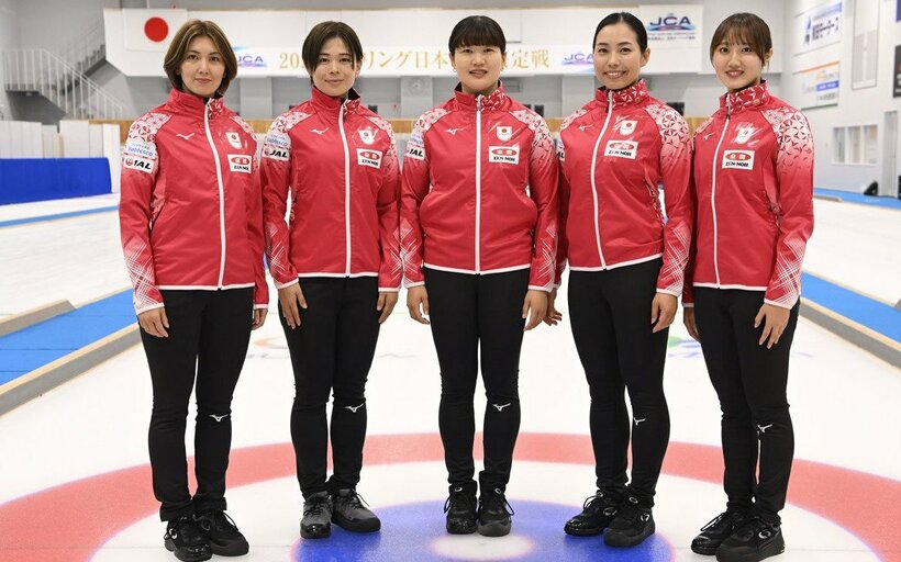 左から吉村紗也香、小野寺佳歩、小谷優奈、近江谷杏菜、小林未奈（ⓒJCA／H.IDE）