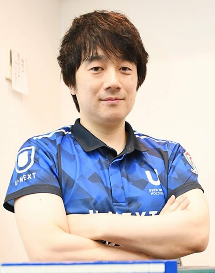  熱戦を振り返った小林（撮影場所＝東京・渋谷のエンジョイ　マージャン　エフ）