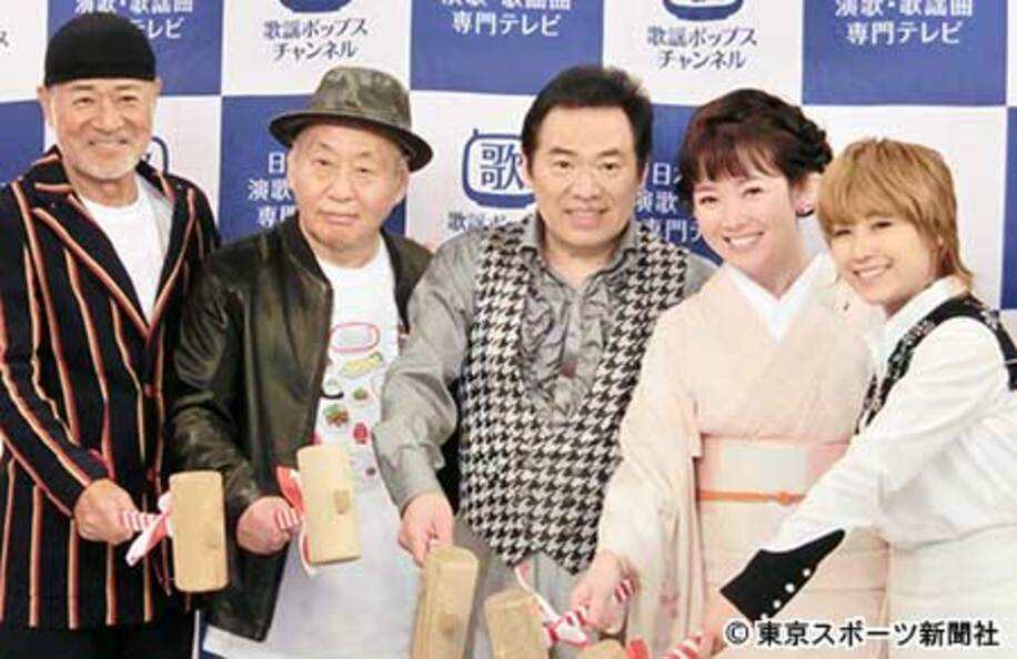 左から黒沢年雄、泉谷しげる、グッチ裕三、田川寿美、IMALU