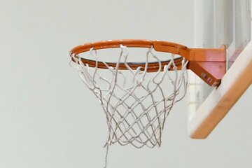 ハーバート氏の突然の契約破棄の裏に何があったのか