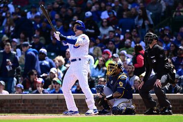  記念すべきメジャー１号を放ったカブス・鈴木誠也（ロイター＝USA TODAY Sports）