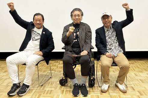 J鶴田さん追悼」天龍源一郎＆藤波辰爾がトーク！ 対戦熱望する飛龍に