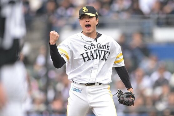 中継ぎとして鷹投手陣を支えるソフトバンク・上茶谷大河